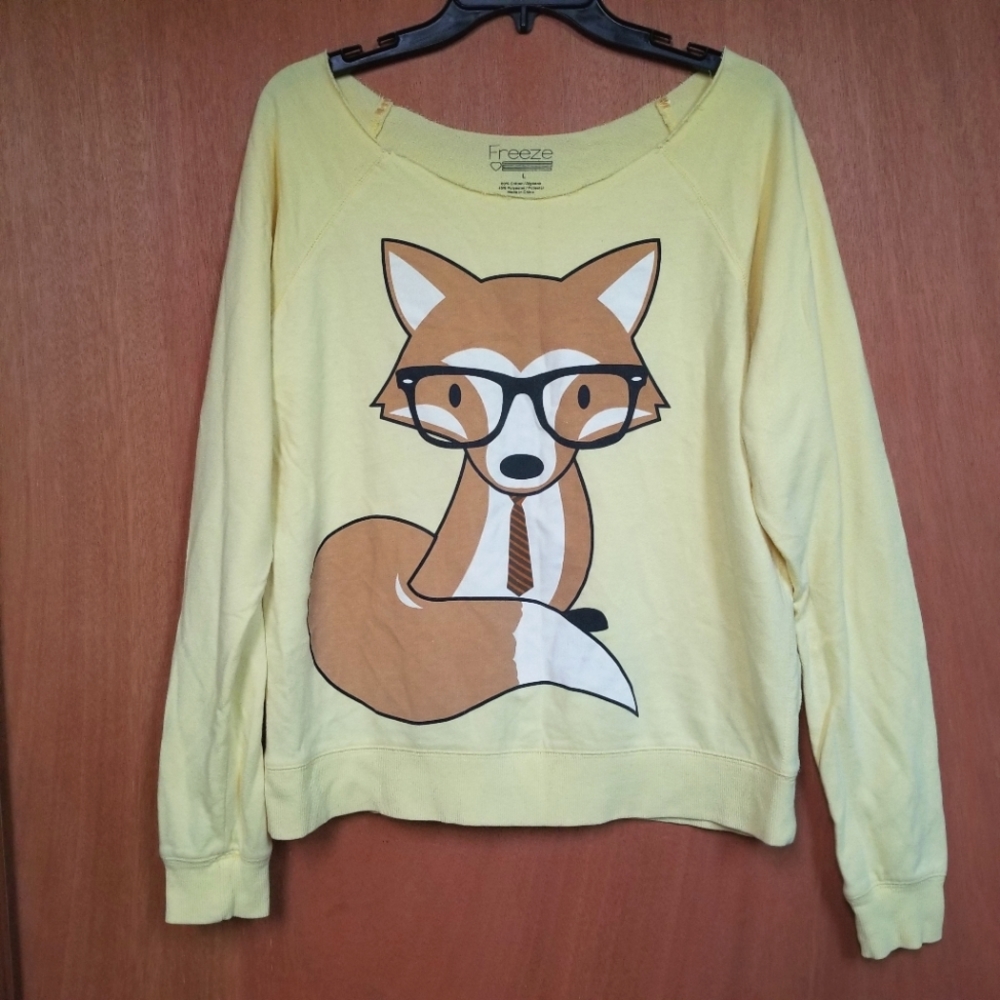 Yellow fox long sleeve shirt, rough neckline, size large